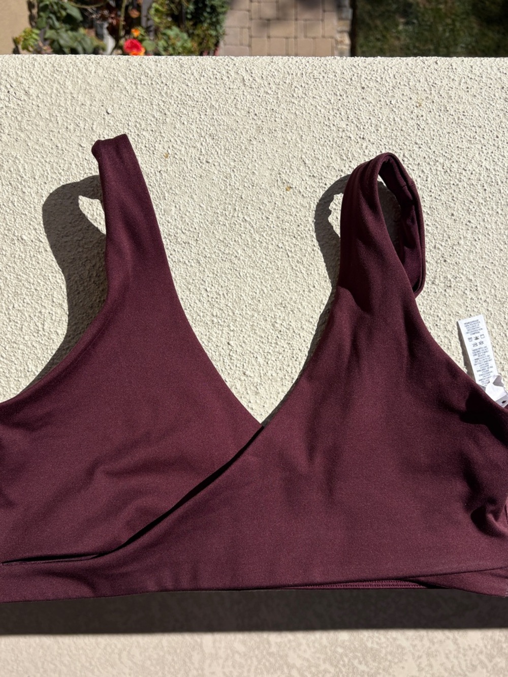 Nike Women's Burgundy Wireless Sports Bra XL like new
